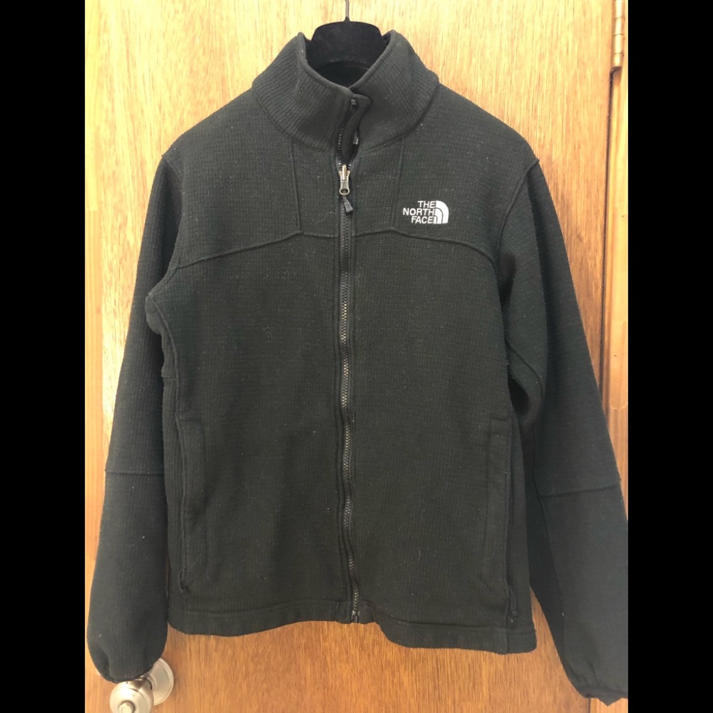 The Northface black fitness jacket